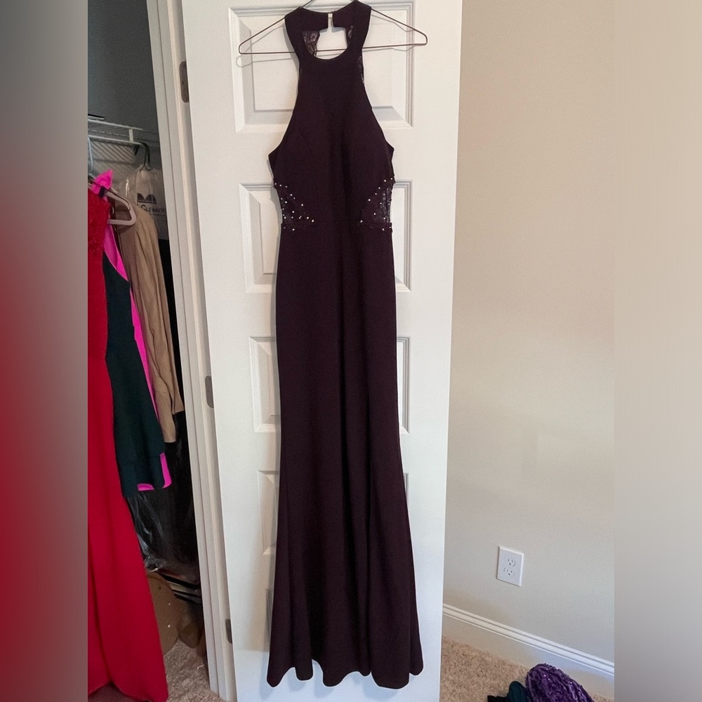 Maroon formal dress worn once. Purchased from Dillard’s.